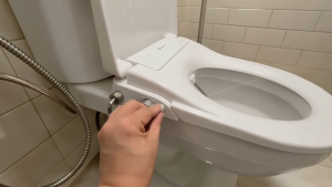 Non Electric Bidet Toilet Seat - Deluxe
