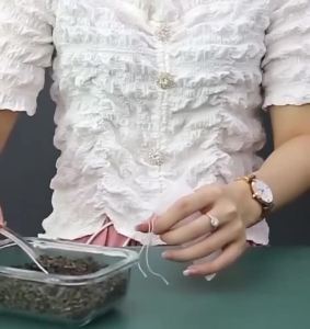 100Pcs Disposable Teabags Non-Woven Fabric Tea Filter Bag for Spice Tea Infuser with Draw String Filter Paper for Herb Loose Tea
