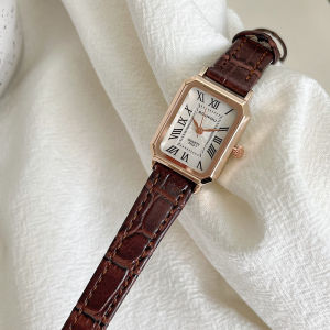 นาฬิกาข้อมือ COVA ทรงสี่เหลี่ยมเล็กสไตล์เรโทร หน้าปัดสไตล์โรมัน สายหนังสำหรับนักเรียน นาฬิกาแฟชั่นสำหรับผู้หญิง