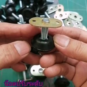 น๊อตปรับระดับขาโต๊ะ เกลียว M8 หรือขนาดเกลียว 8 มม.พร้อมแป้นเหล็ก ปุ่มปรับระดับขาโต๊ะ น๊อตรองขาโต๊ะ น๊อตปรับความสูงขาโต๊ะ ที่รองขาชั้นวาง พร้อมส่งทันที น็อตปรับระดับ น็อตปรับความสูง - Lazada