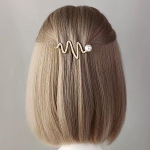 Womens Short Hair Side Clip Pearl Frog Buckle Headwear Fashionable Korean Style Hair Accessories Half-Up Bun Hairpins