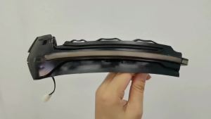 2PCS Dynamic Turn Signal LED Side Mirror Indicator Blinker Repeater Light For Audi A3 8V S3 RS3 2013-2020
