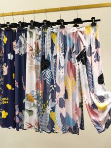 กางเกงนอนผ้าไหมฝ้ายสำหรับผู้หญิงไซส์ใหญ่หลวมๆ กางเกงขายาวลำลอง ใส่ได้ตลอดทั้งปี เหมาะกับผู้ตั้งครรภ์ กางเกงขายาวทรงขากว้าง