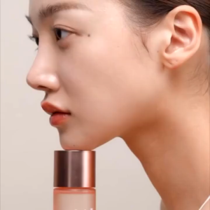 MEDICUBE Triple Collagen Toner 140ml - Pelembab yang Mendalam, Mengisi dan Mempertegas Kulit