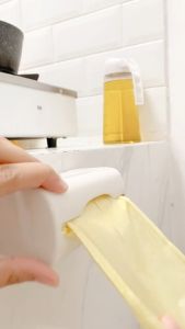 Dispenser Kantong Plastik / Kresek Sampah Roll | Kotak Tempat / Wadah Penyimpanan Plastik Kresek Bekas  | Plastic Storage Organizer Serbaguna Multifungsi