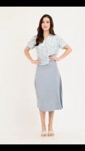 Krizia Printed Collared Blouse Tops