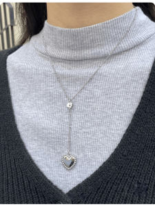 New BM Tassel Heart Long Chain Necklace for Women Versatile Vintage Court Style Alloy Pendant Jewelry Fresh out Fashion Trend