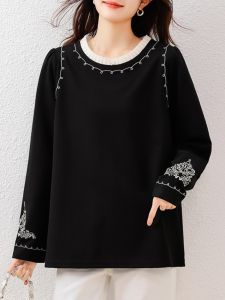 Loose Fit round Neck T-Shirt Embroidered Wood Ear Detailing Casual Style Long Sleeve Spring New plus Size Womens Top