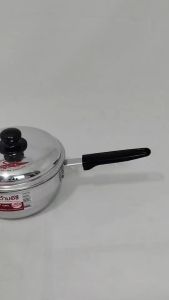 หม้อด้ามอีซี่ ตราจระเข้ 17 ซม. หม้อด้ามตราจระเข้ หม้อต้มด้ามดำ-ฝาปิด