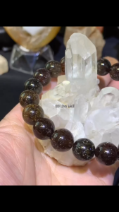 Natural Clear Quartz Cluster 天然白水晶簇 | 黄泥原矿底部 #能量净化 #白水晶 #clearquartz #cluster