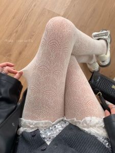 Gentle~ Finally Got the Ladylike Feel of the Pantyhose~ Fan Shape Hollow out + Retro Lace Too Loved Handbag Accessories