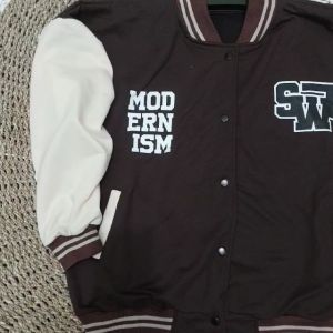 APPAREL PRIA Jaket Baseball Varcity Pria Motif SWAP Lengan Combi Bahan Fleece Terbaru Yang Lagi Hits 2023