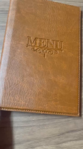 Bìa menu da PVC khổ A5(KT ruột 140x250mm) loại 10 lá màu vàng bò cho nhà hàng.