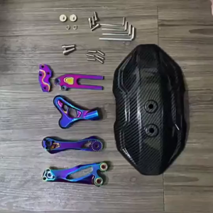 รถจักรยานยนต์และจักรยานปรับ Universal เลียนแบบคาร์บอนไฟเบอร์อลูมิเนียมล้อหลัง Fender Mudguard Extender อุปกรณ์เสริม