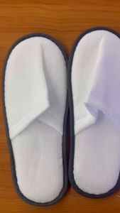 hotel slippers  อุปกรณ์และสินค้าที่ใช้ในโรงแรม  รองเท้าแตะนุ่ม สลิปเปอร์กันลื่น คุณภาพดี คลีนิกเสริมความงาม คลีนิก  รีสอร์ท บ้านพัก บ้านพักตากอากาศ