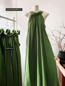 Elegant Green Off-Shoulder Neckline Dress Summer 2024 Vacation Style Long Gown Design Sensation Unique Audience Appeal