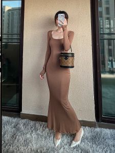 กระโปรงหางปลาเก็บเอวใส่แล้วดูผอมเพรียวสง่างามสำหรับผู้หญิงชุดเดรสรัดสะโพกแขนยาวผ้ายืดเซ็กซี่สำหรับฤดูใบไม้ร่วงเดรสยาวแฟชั่น