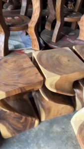 เก้าอี้ไม้จามจุรีทรงบิด (สูง 12"/20") สตูลไม้แท้ท่อนเดียว โต๊ะข้างเตียง ขาตั้งวางลำโพง/ต้นไม้ สไตล์มินิมอล