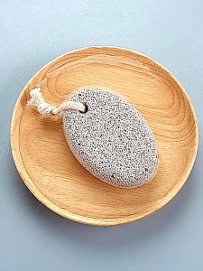 Đá bọt biển tẩy tế bào chết hình bầu dục 9x6x3cm cho chân mịn màng sạch sẽ - đá mài chân
