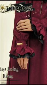 Abaya Hermosa Bahan Wolfis Embos Motif Ranting Ilalang Maroon
