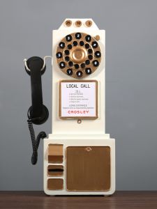 Retro Old-Fashioned Wall-Mounted Telephone Model Clothing Store Bar Showcase Decoration Wall Decoration Photography Props