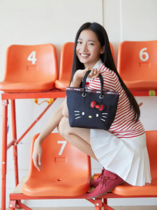 LeSportsac | Commuting Large Capacity Tote Bag