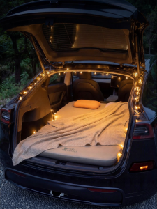Mobi Garden | Camping Car Inflatable Mattress with Stretchable Technology