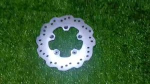 Đĩa thắng trước xe Vario 125-150 5 lổ