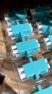 ตัวต่อกลางสายไฟเบอร์ Fiber Optic Connector Adapter ต่อสาย ไฟเบอร์ออฟติก อะแดปเตอร์ไฟเบอร์ LC To LC (Duplex) OM3 multimode