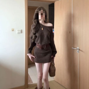 CHANGTONG | Đầm Knit Một Vai Vintage Flirty