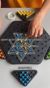 Musicmart เกมตั้งโต๊ะหมากรุกสามเหลี่ยม_ยางรัด สามเหลี่ยมเดสก์ท็อปเรขาคณิตโซ่หมากรุก