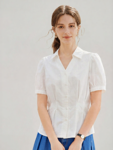 INMAN | French Style V-Neck Slimming Commuter Shirt