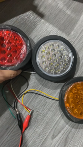 ไฟท้าย LED 24 ดวง อุปกรณ์ไฟท้ายรถบรรทุก 6 ล้อ ไฟจอด ไฟเบรค ไฟเลี้ยว ไฟถอยหลัง รองรับไฟ 12V และ 24V