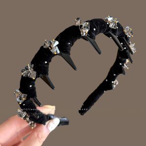 Anti-Slip Toothed Hairband Womens New 2025 Elegant High Forehead Hair Clip Face Washing Hairband Velvet Plastic Original Design