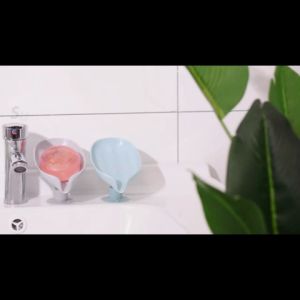 Borong365 Drain Soap Holder Sponge Storage Holder Punch Free Suction Cup Bathroom Storage Tray Soap Dish Box 肥皂架