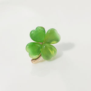 New Alloy Anti-Light Chest Pin Womens 4-Leaf Clover Buckle Pin for Clothing Accessories Fashionable and Durable