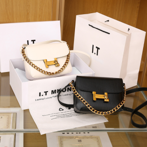 Tas Premium Wanita IT MONKOTOY Tas Selempang Wanita TW8194 ~TW.I