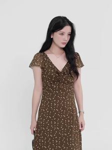 Đầm Hoa V-Cổ Giảm Cân Phong Cách Retro