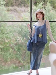 Blue and White Floral Two-piece Set Long Sleeve T-Shirt