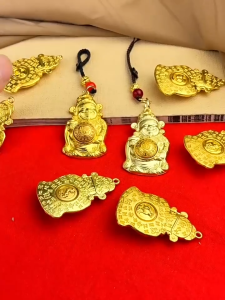 已开光 招财钥匙扣包挂件 财神爷钱袋子十二生肖转转日进斗金本命年铜钱袋汽车钥匙扣挂件礼物 Money-attracting Keychain Bag Pendant Money Bag of The God of Wealth Twelve Zodiac Signs Rotating Making A Fortune Every Day Copper Money Bag of The Zodiac Year Car Keychain Pendant Gift