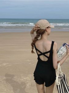 Black One-Piece Backless Womens Swimsuit Slimming Tummy Covering Holiday Beachwear Comfortable Casual Swimwear with Chest Pad No Steel Ring