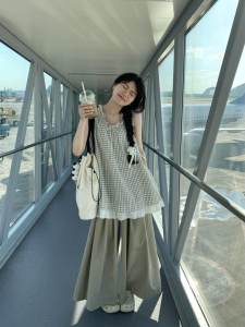 Nghệ Thuật Retro Bộ Mùa Hè Cho Aó Kẻ Sọc Hoa Collarless Áo Thun Quần Ống Rộng 2 Bộ Cao Cấp Cảm Giác