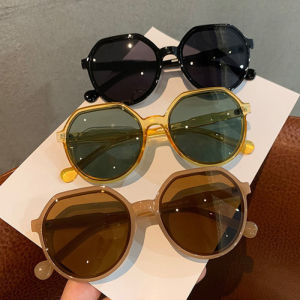 2025 New Fashionable Brown-Colored Womens Sunglasses Large Frame UV Protection Retro Style for Small Faces Comfortable Sporty