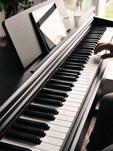 88 Keys Piano Household Heavy Weight Electronic Intelligent Digital Electronic Piano Professional Electronic Digital Piano 88 Keys Children Music Training and Teaching Electronic Piano Multifunctional with Solid Wood Stand USB+Single Pedal