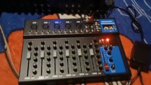 Audio Mixer 7 Channel With Usb 3-Band Equalization And Rec Effect Mixer Bluetooth Sound System With 48v Phantom Power Audio Mixer With Dsp Effects For Live Streaming Podcast Vlog Recording