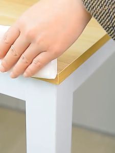 L-shaped transparent anti-collision corner  L形透明防撞角