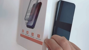 Coral iphone 17/17 Air/17 Pro/17 Pro Max Tempered Glass Screen Protector 1Pc