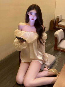 CHANGTONG | Unique Off-Shoulder Shirt