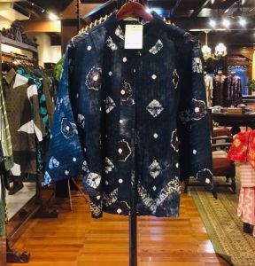 Coat Batwing Viscos by Dian Pelangi LIMITED EDITION Outer Cardigan Blazer Bolero Jaket Cardi Casual Formal Kerja Kantor Pesta Pernikahan Kondangan Wanita Hijaber Cantik Anggun Modis Modern Elegan Mewah Model Korea Terbaru Motif Batik Jumputan Kekinian