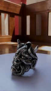 Pewterland Ringskull: Desain Unik Tengkorak & Aksesoris Eksotis